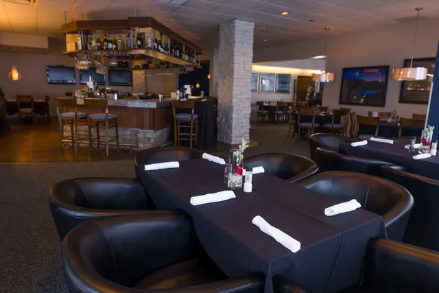 10 Prime Steakhouse and Bar