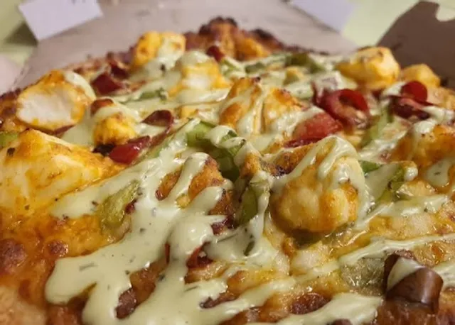 Domino's Pizza | Model Town, New Delhi