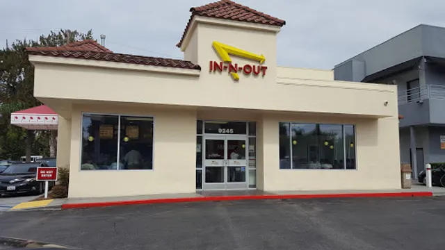 In-N-Out Burger