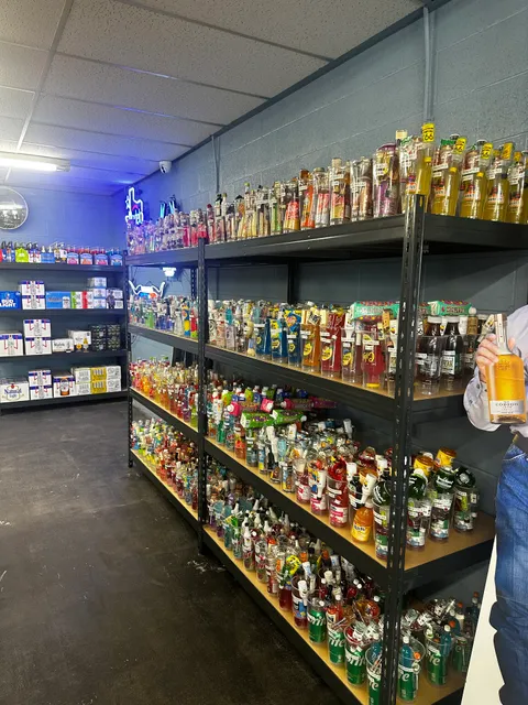 Turbos Liquor Store Two