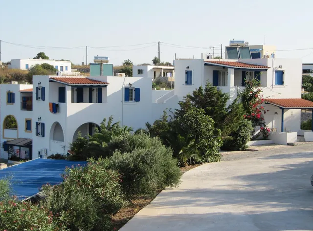 PETROS STUDIOS KYTHERA - Apartments and Rooms