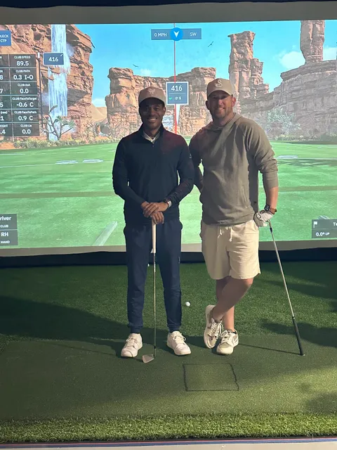 Club Twirl Golf Lounge