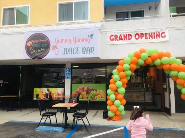 Yummy Yummy Juice Bar