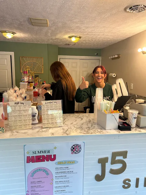 J5 Boutique and Sips,LLC