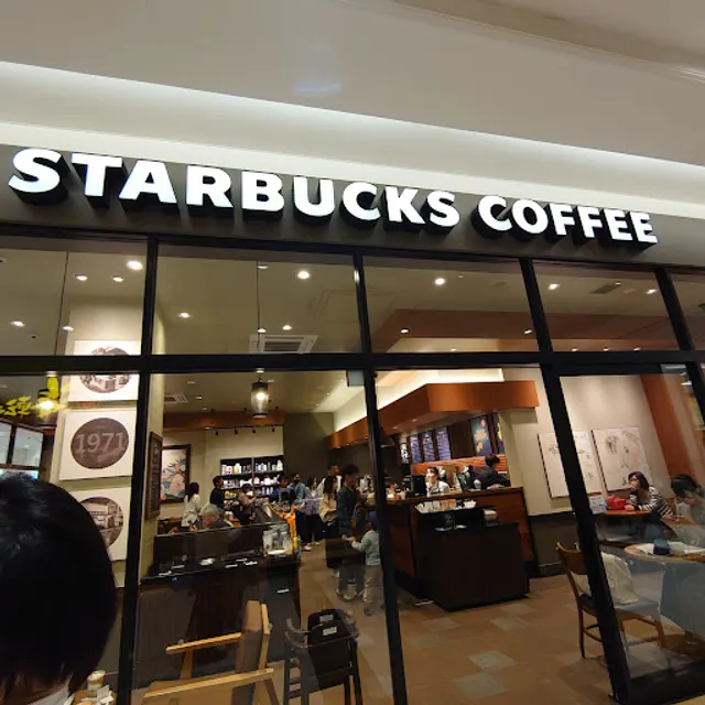 Starbucks Coffee - VIA MALL APiTA Konan West