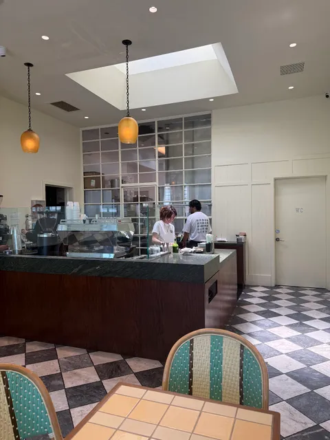 Carla Cafe (West 3rd St.)