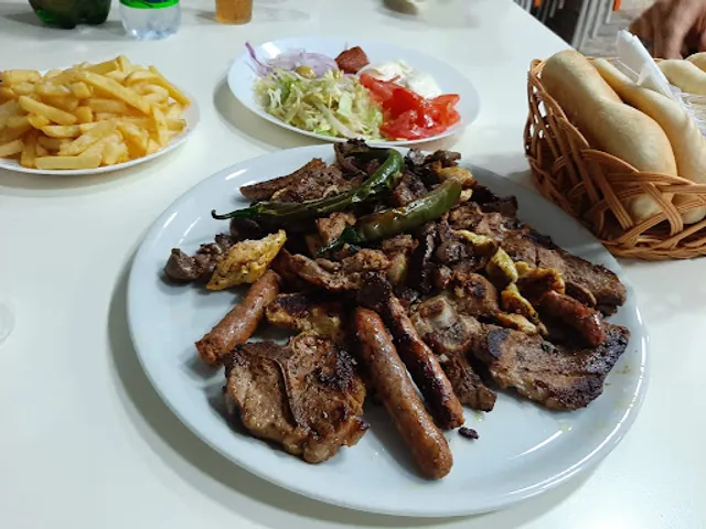 Pizza Kebab Griglia Tunsi