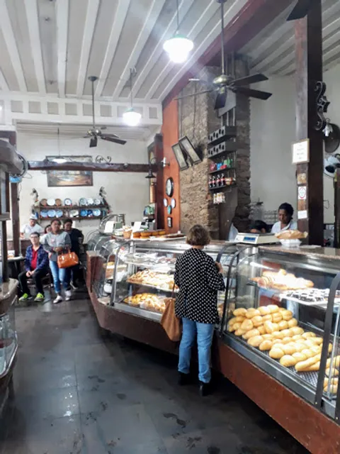 Pão Nobre - Padaria Oliveira - Lanchonete Oliveira