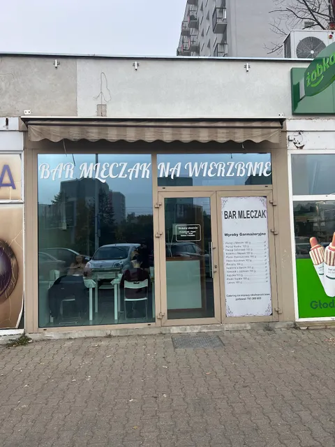 Bar Mleczak na Wierzbnie