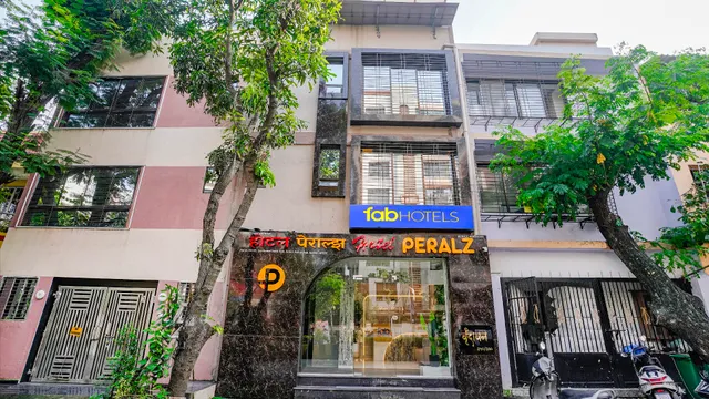 FabHotel Peralz by FabHotel Borivali West