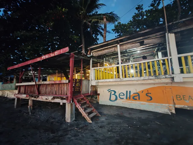 Bella's Beach Resort