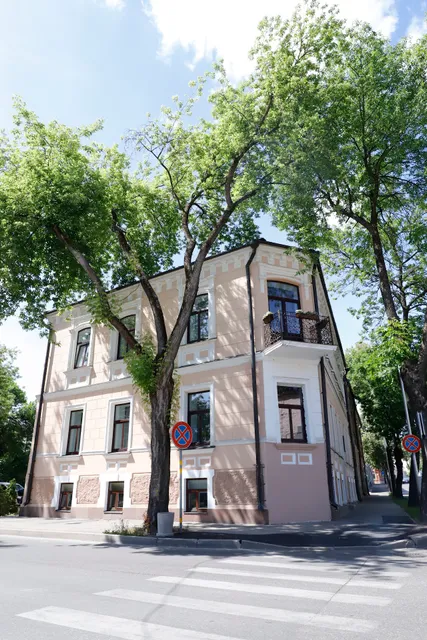 Dvinska, Guest House