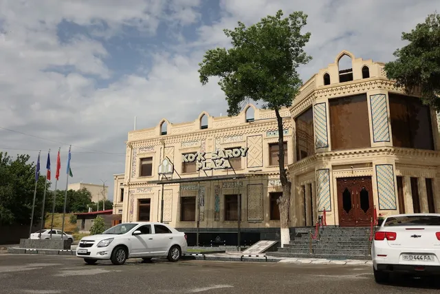 KO'K SAROY PLAZA HOTEL