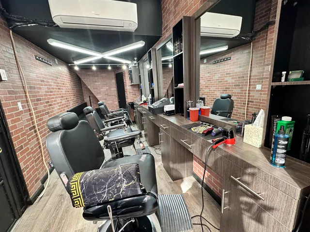 Classic Barber shop 4 NYC