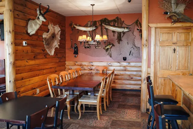 Lone Pine Bar and Grill