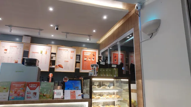 TOMORO COFFEE - SPBU PRAMUKA