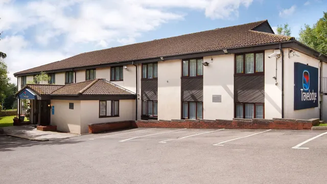 Travelodge Cardiff Llanedeyrn
