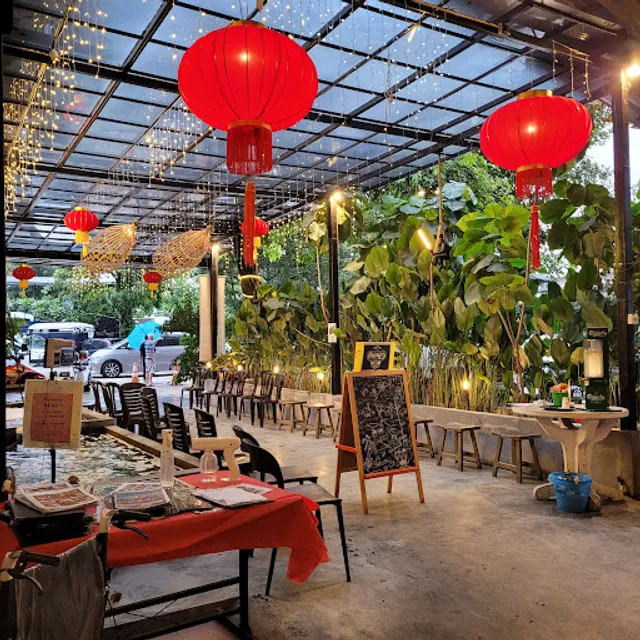 Thai Garden Village Seafood & BBQ