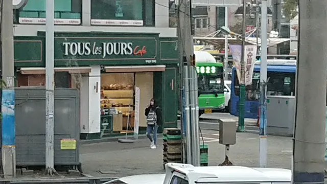 Tous Les Jours Anyang Geumjeong Stn