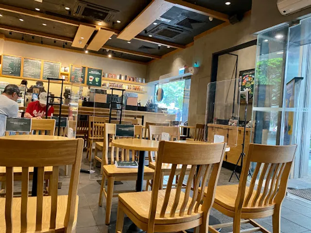Starbucks (South Horizons)