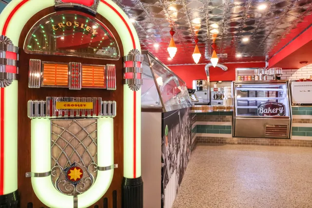 Screamers Ice Cream Café