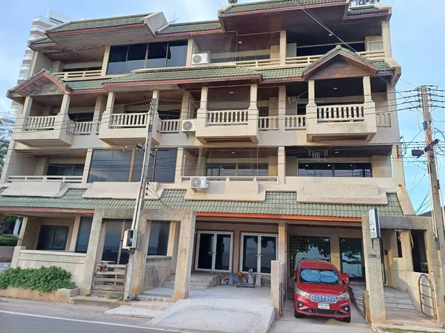 Baan Lita Rayong (บ้านลิตา ระยอง)