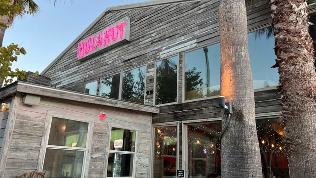 Hula Hut