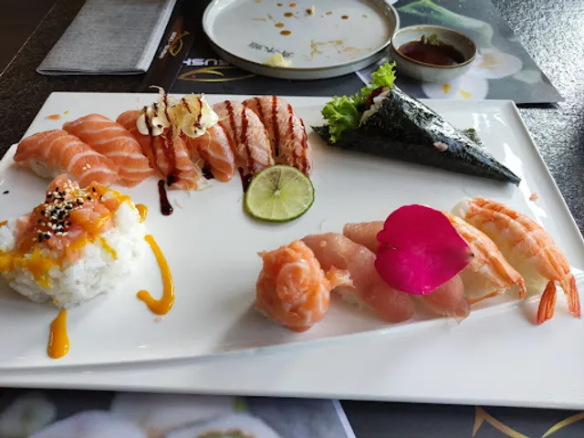 AOKI SUSHI Asian Fusion