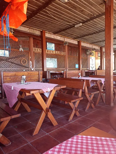 Restoran Lloyd