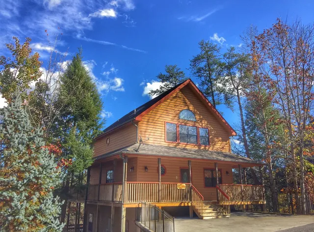 Hemlock Hills Cabin Rentals