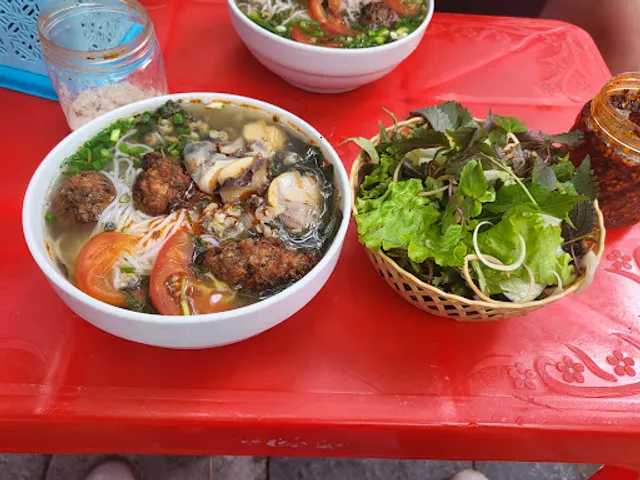 Bún ốc cô Huệ