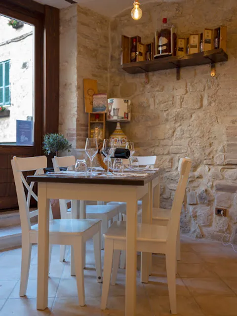 Hosteria "Il Grottino"