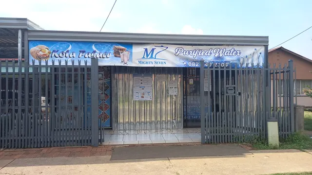 Mighty Seven Guest House/ B&B