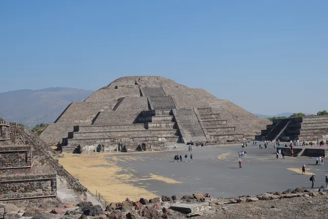 Zona Arqueológica de Teotihuacán puerta 5
