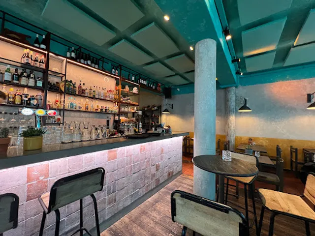 Cantina Caliente - Cocina Latina