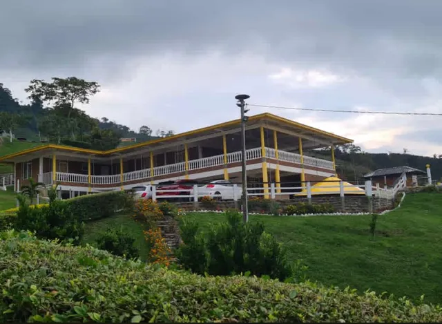 HOTEL CAMPESTRE LA LUCIANA