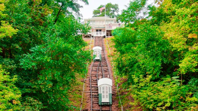 Elevated Images (Dubuque) — Photo Art Gallery / Home Décor & Gift Shop