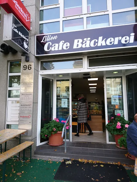 Lilien Cafe Bäckerei