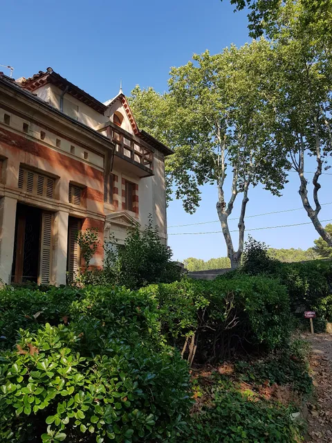 Olivette Et Jardin De Langel