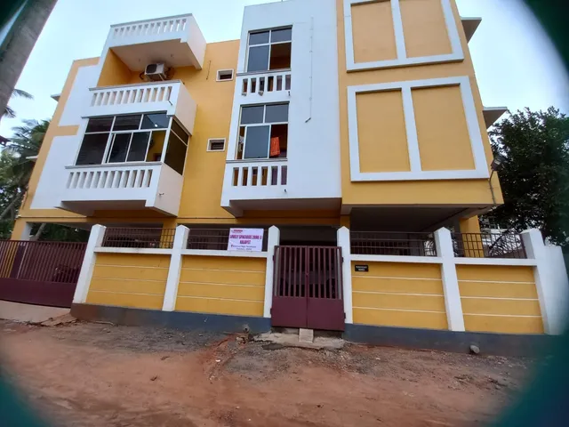 Cheerful 2-bedroom near Auro Beach