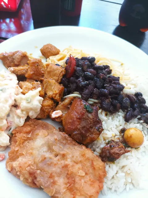 Restaurante Jangada io bom dia .que tipo comida qui tem ai no restaurante..