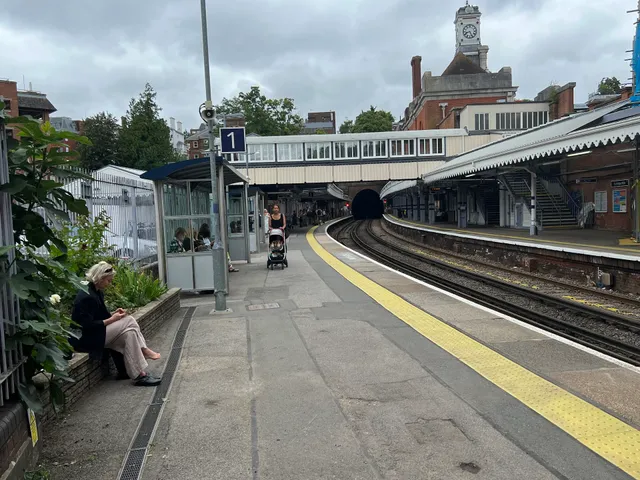 Tunbridge Wells Railway Station