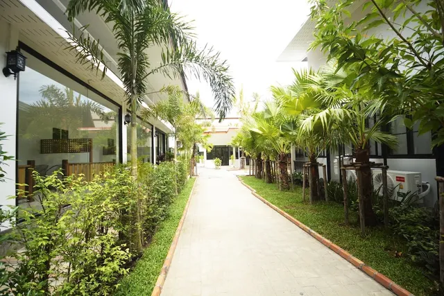 iRest Ao Nang Seafront