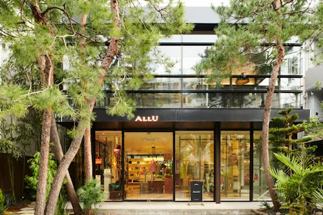 ALLU omotesando store