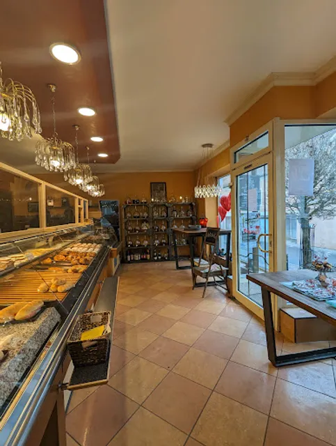 Cafe - Konditorei und Bäckerei Weiss