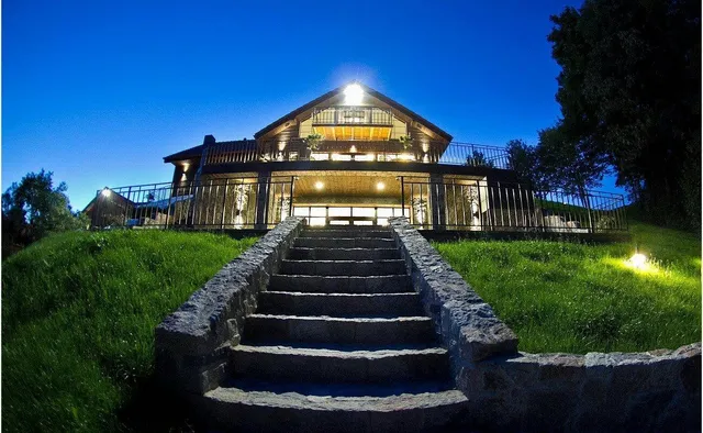 farmstead VILA The status