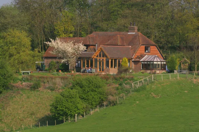 Alkham Court Farmhouse B & B