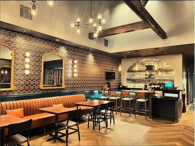 Mog Asu Wine Bar & Bottle Shop