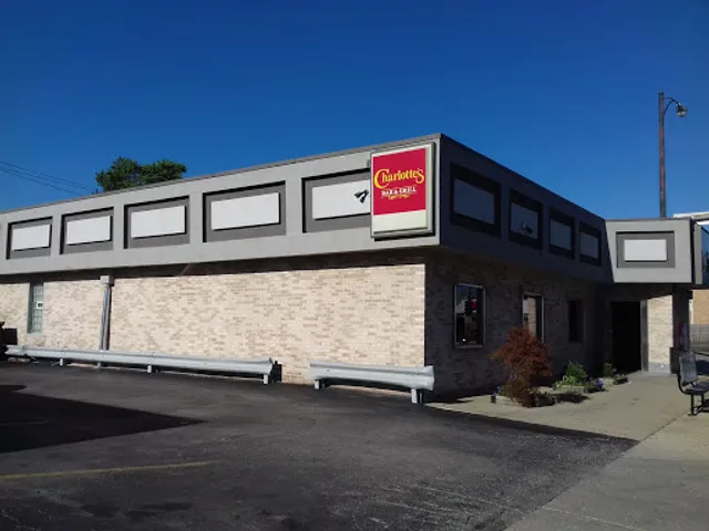 Charlotte's Bar & Grill