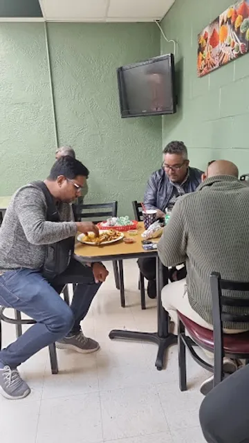 Nur Market & Restaurant